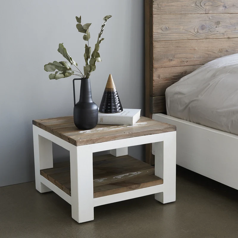 Table de chevet en bois recyclé massif 30 cm