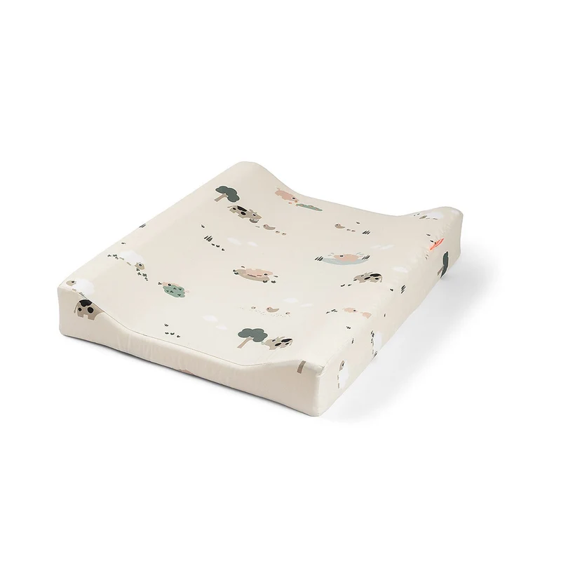 Petit matelas à langer de ferme réalisé par un cerf