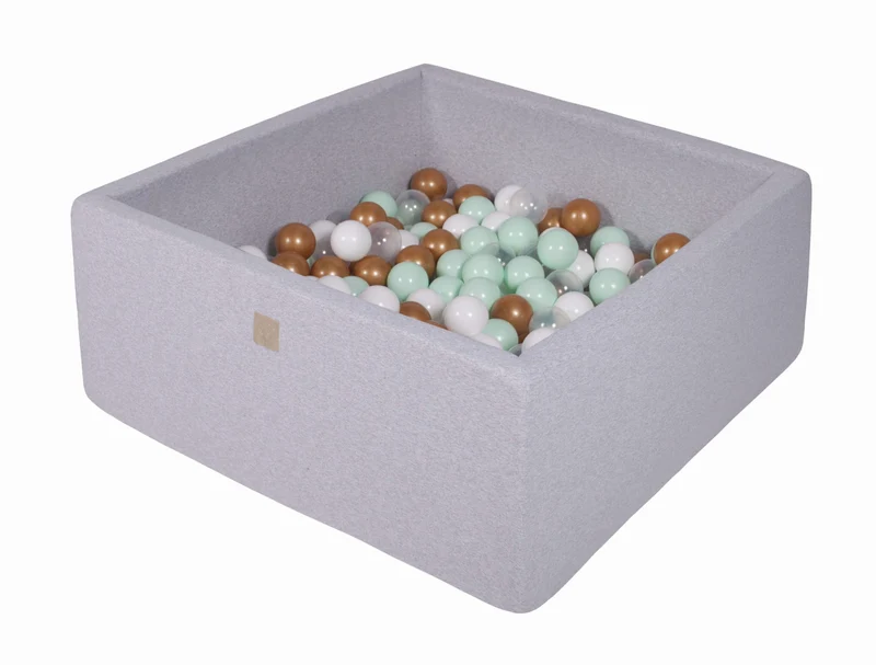 Piscine carrée avec boules MeowBaby blanches, dorées, transparentes et menthe