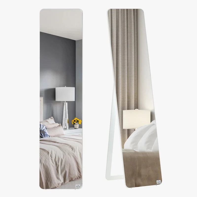 miroir sur pied avec cadre en bois élégant et pratique