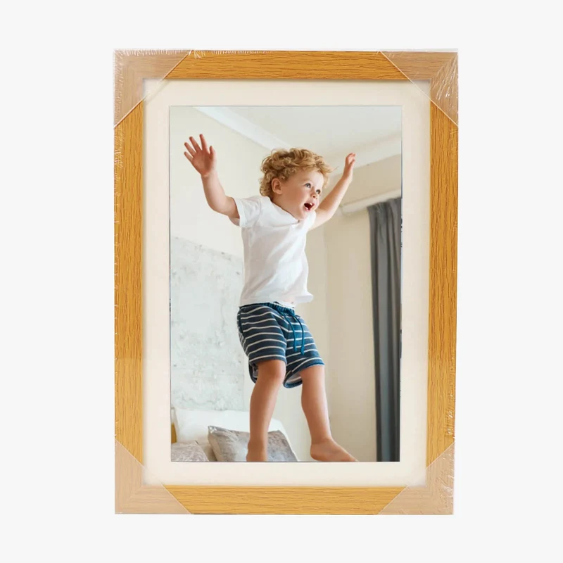 cadre photo en bois pour enfants et rangement peinture