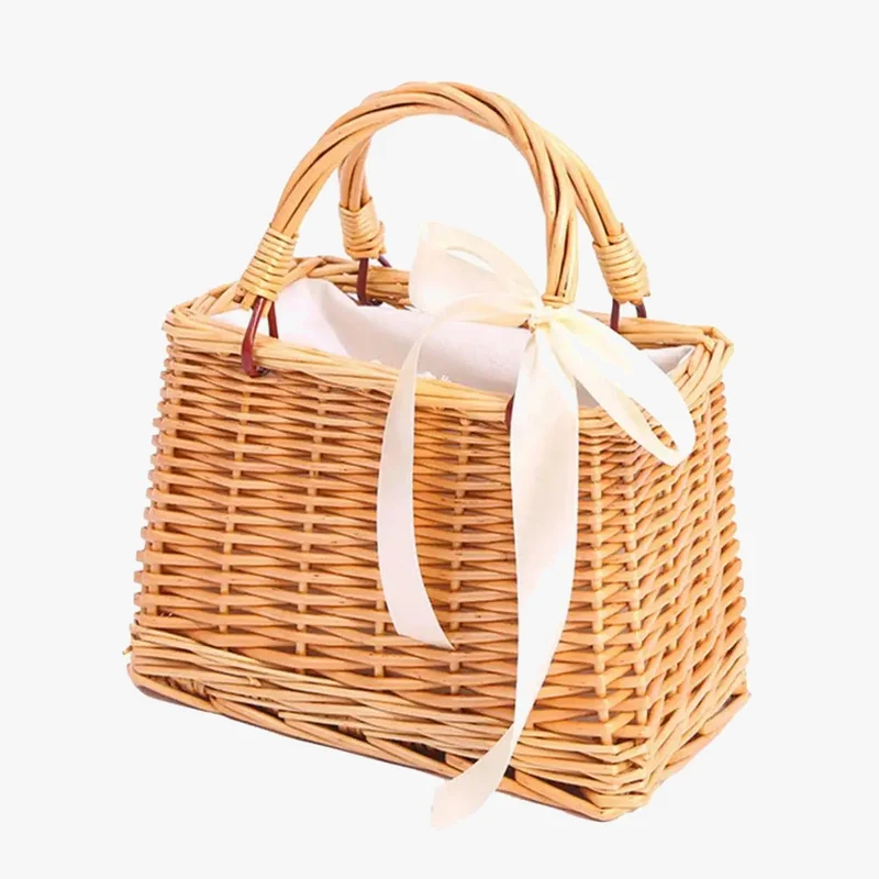 panier à fleurs en osier style rustique pour femmes
