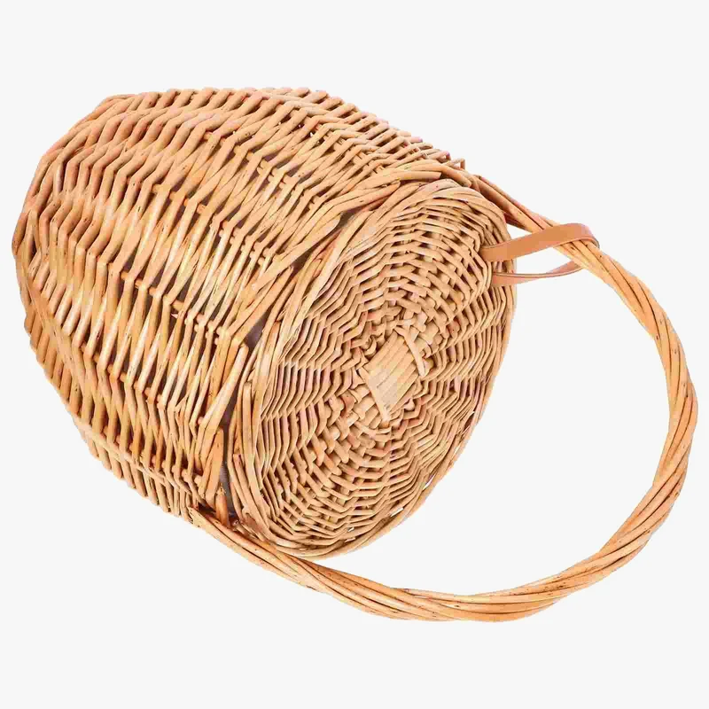 panier de pique-nique en osier pliable avec fleurs